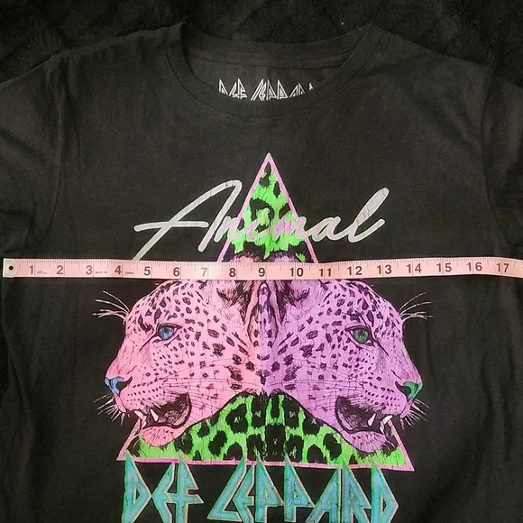 Def Leppard SM "Animal" Album Graphic Tee - Picture 10 of 10